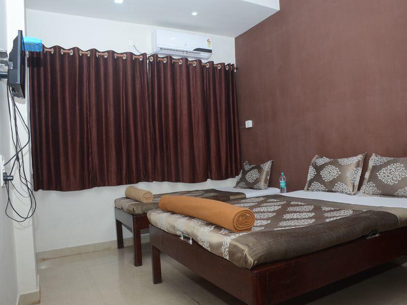 Nilraj Lodge Ratnāgiri Екстериор снимка