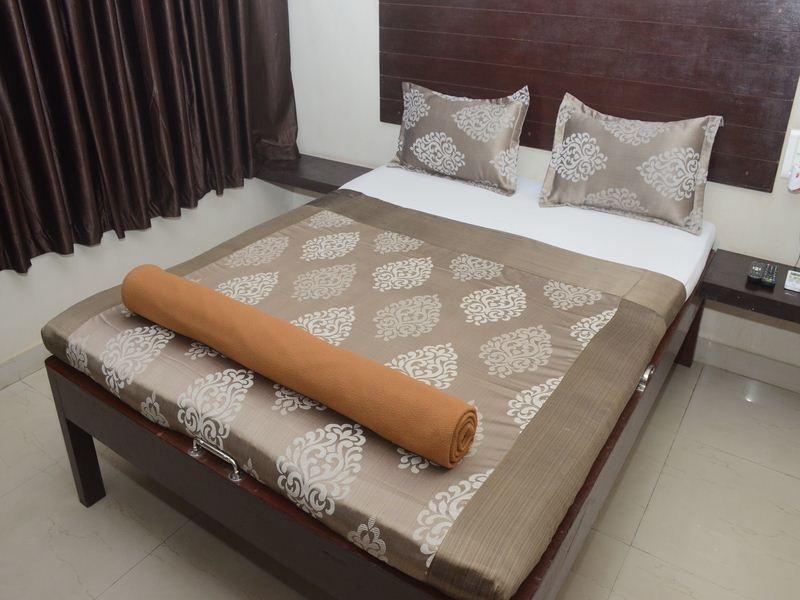 Nilraj Lodge Ratnāgiri Екстериор снимка